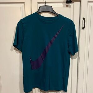 Nike brand t-shirt size med, gently used